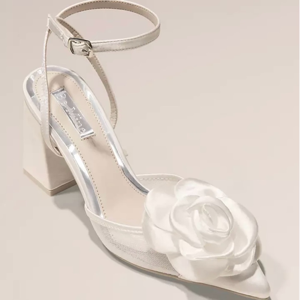 SATIN ROSETTE HIGH BLOCK HEELS
